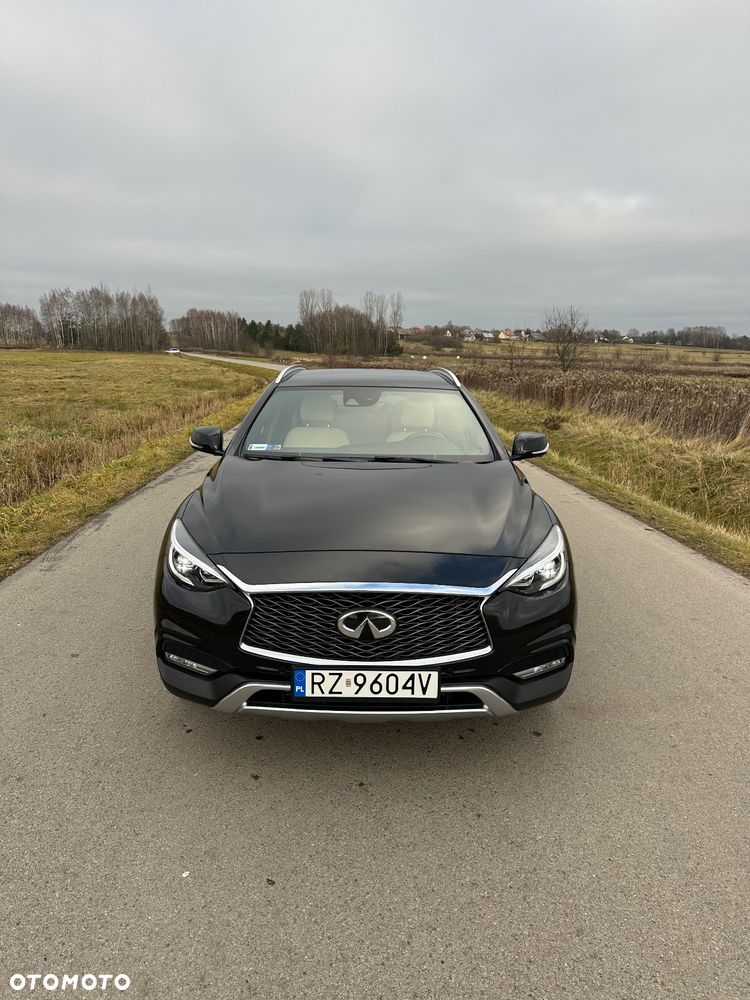 Infiniti QX - 10