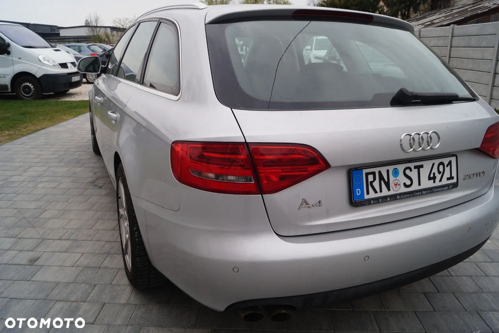 Audi A4 Avant 2.0 TDI DPF Ambition - 22