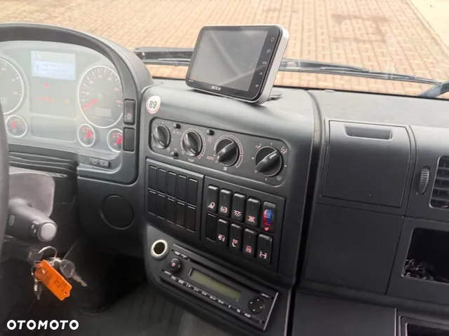 MAN TGM 18.290 Kontener - Izoterma 20palet - 9
