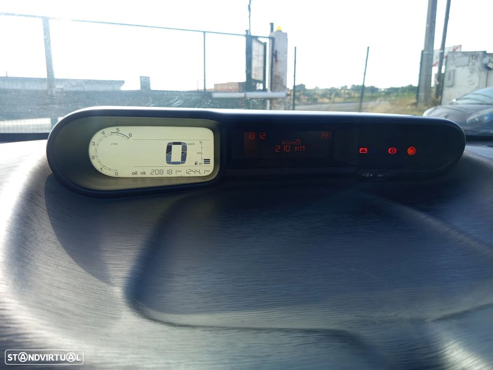 Citroën C3 Picasso 1.6 HDi Confort Airdream - 13
