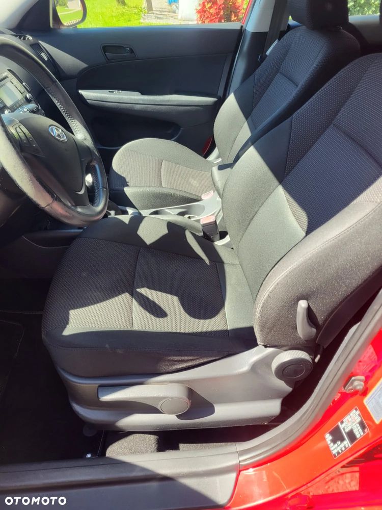 Hyundai i30 1.4 Classic - 8