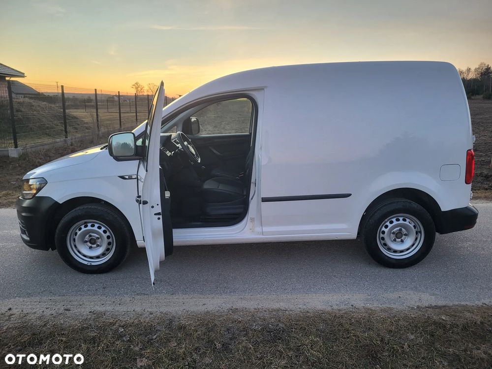 Volkswagen Caddy - 2