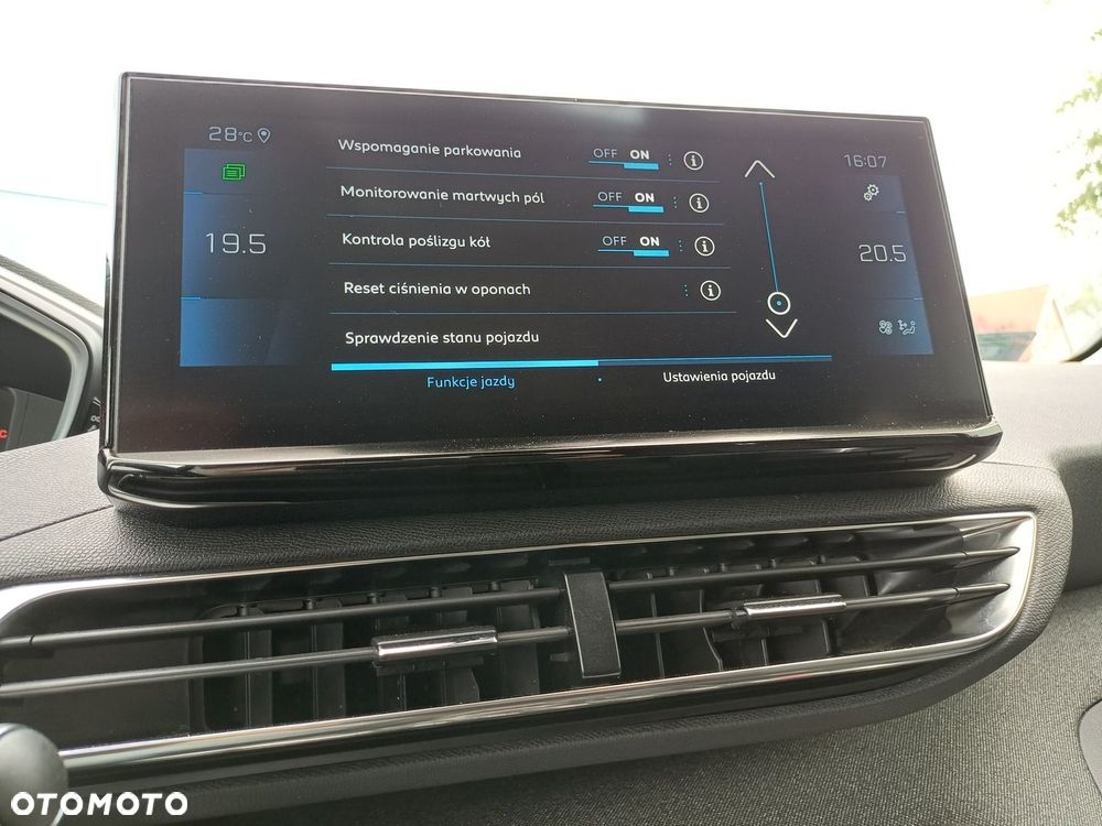 Peugeot 3008 1.5 BlueHDi Allure Pack S&S EAT8 - 20
