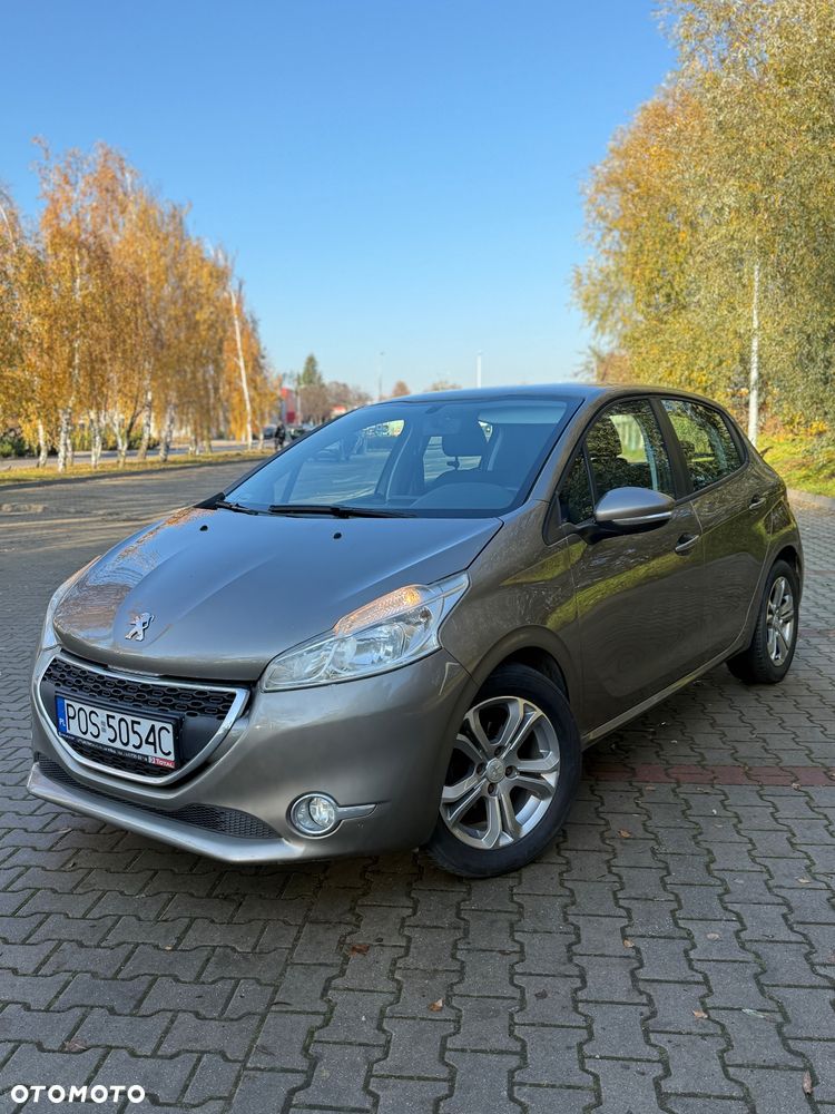 Peugeot 208 1.4 VTi Allure - 2