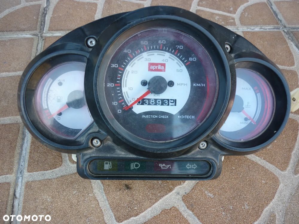 Klosz szkło lampy kierunkowskazu Aprilia SR 50 - 11