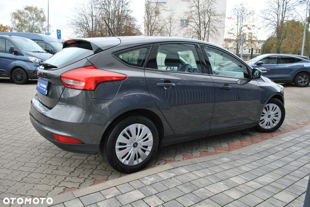 Ford Focus - 9
