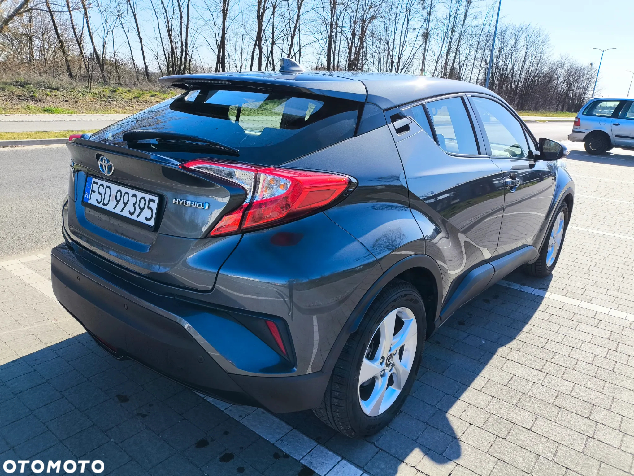 Toyota C-HR - 4