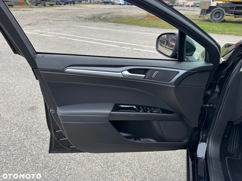 Ford Mondeo 1.5 EcoBoost STart-Stopp Titanium - 24