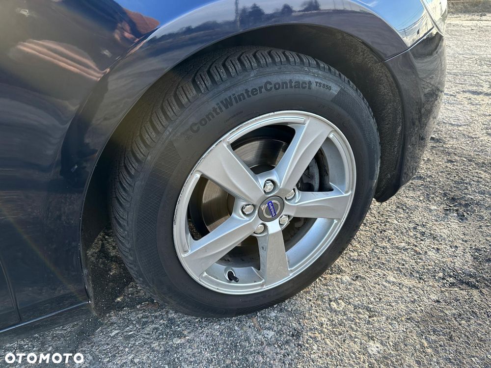 Volvo V40 D2 Momentum - 30