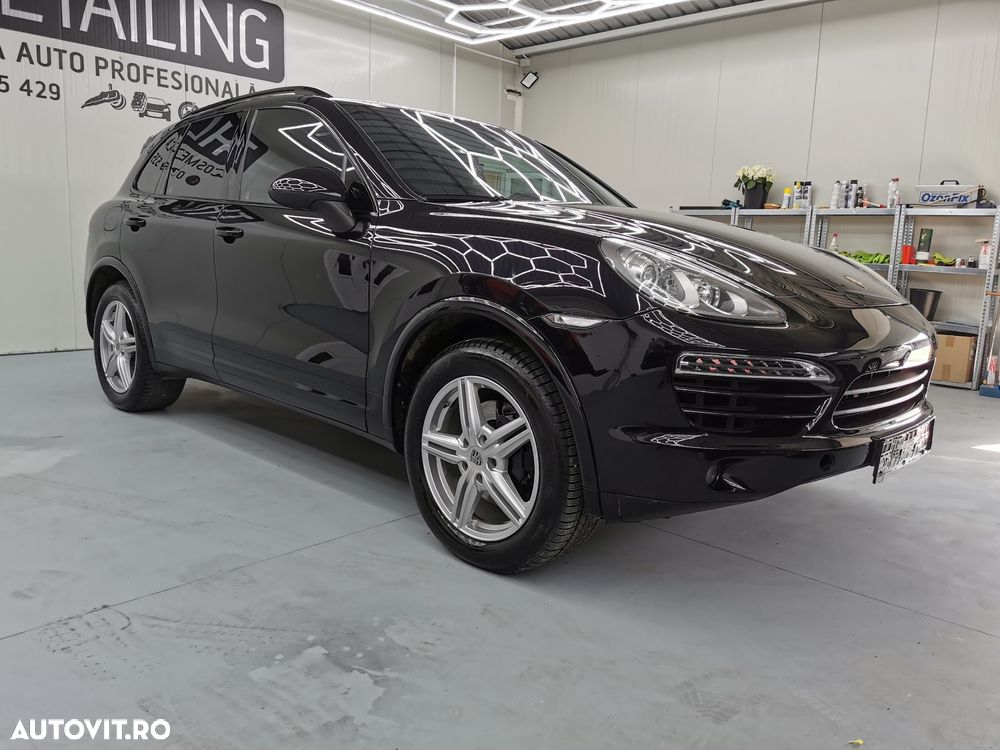Porsche Cayenne - 10