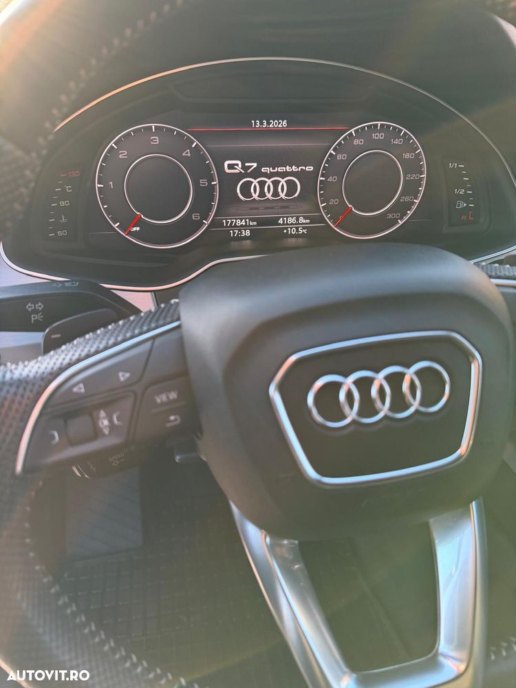 Audi Q7 - 5