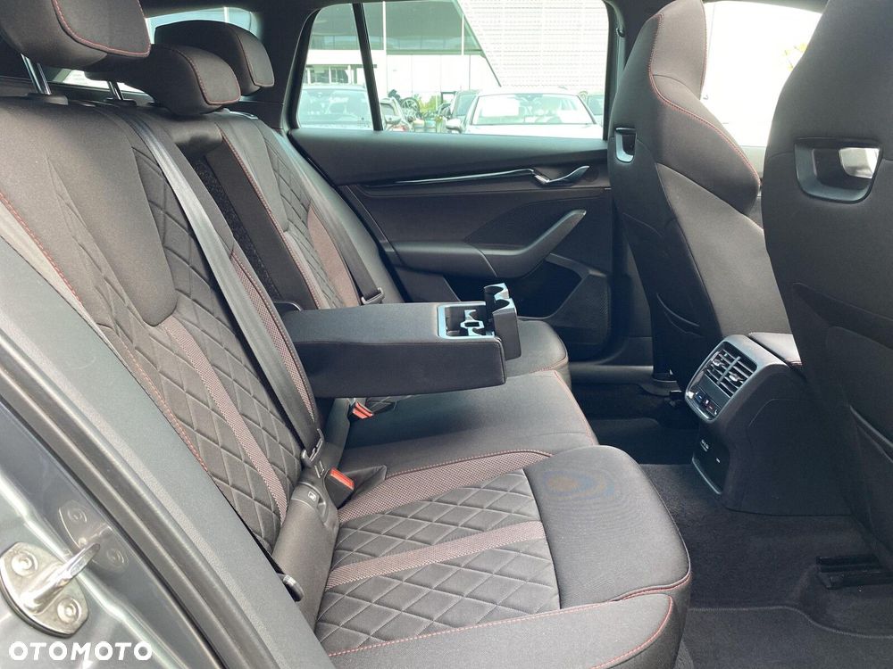 Skoda Octavia 2.0 TDI 4x4 RS DSG - 19