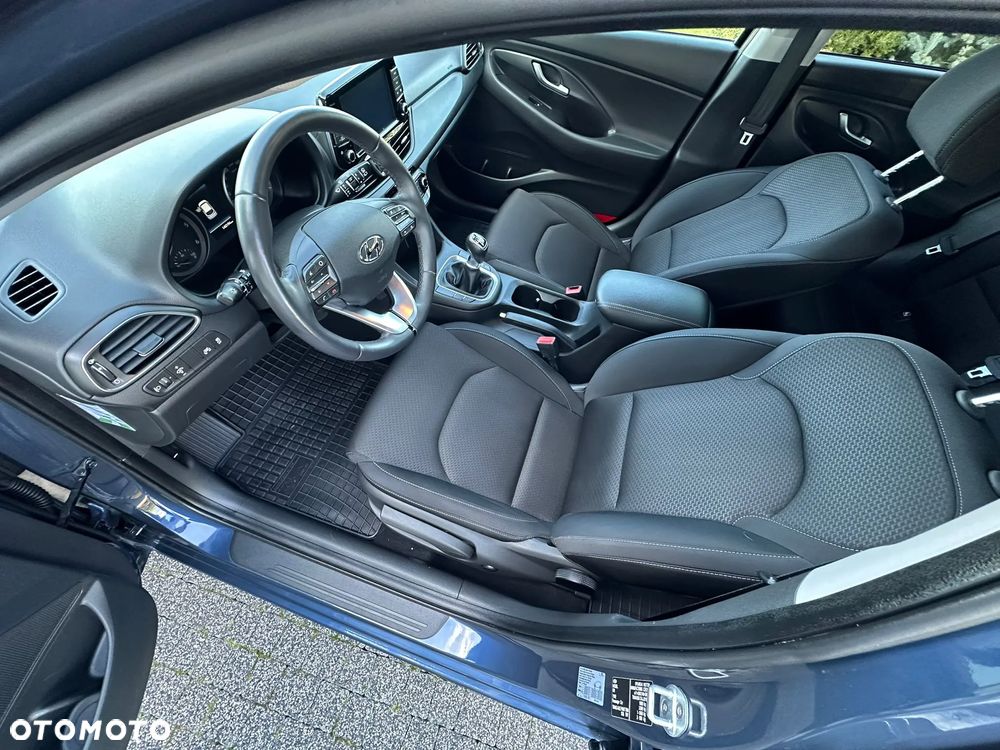 Hyundai i30 1.6 CRDI Passion Plus - 14