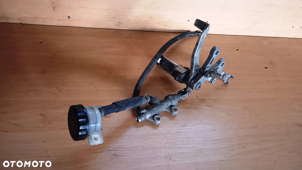 Na części Kawasaki Ninja ZX600G/H967 ZX6R silnik skrzynia rozrusznik alternator bak rama lagi amortyzator kolektor - 5