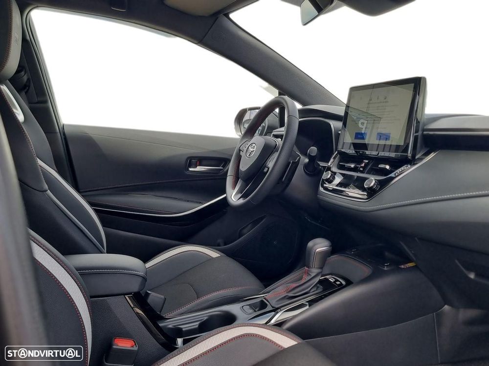 Toyota Corolla Touring Sports - 7