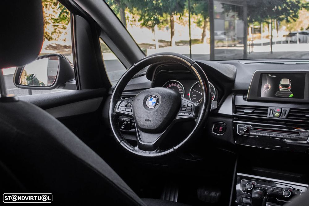 BMW 216 Gran Tourer d Aut. - 31