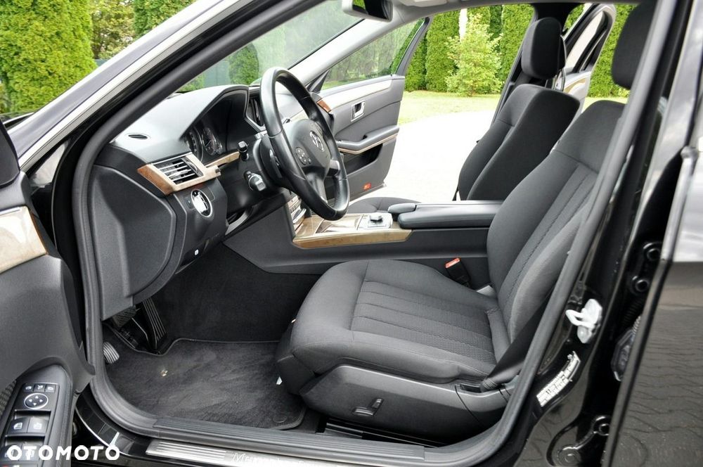 Mercedes-Benz Klasa E - 22