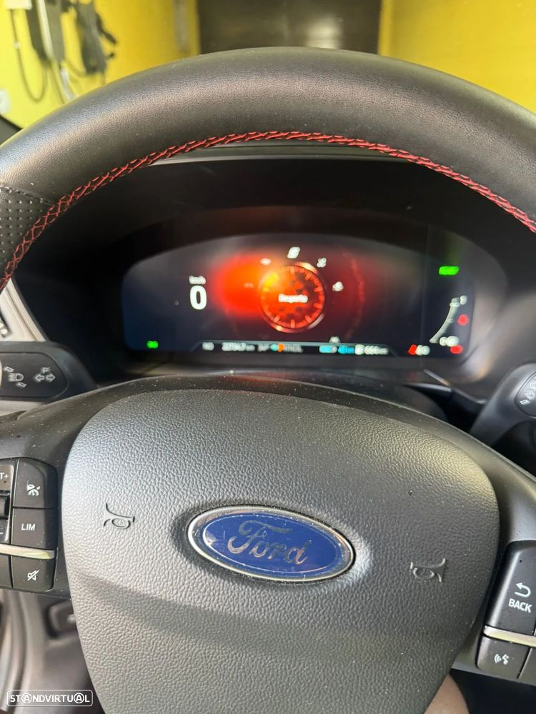 Ford Kuga 2.5 FHEV ST-Line - 9