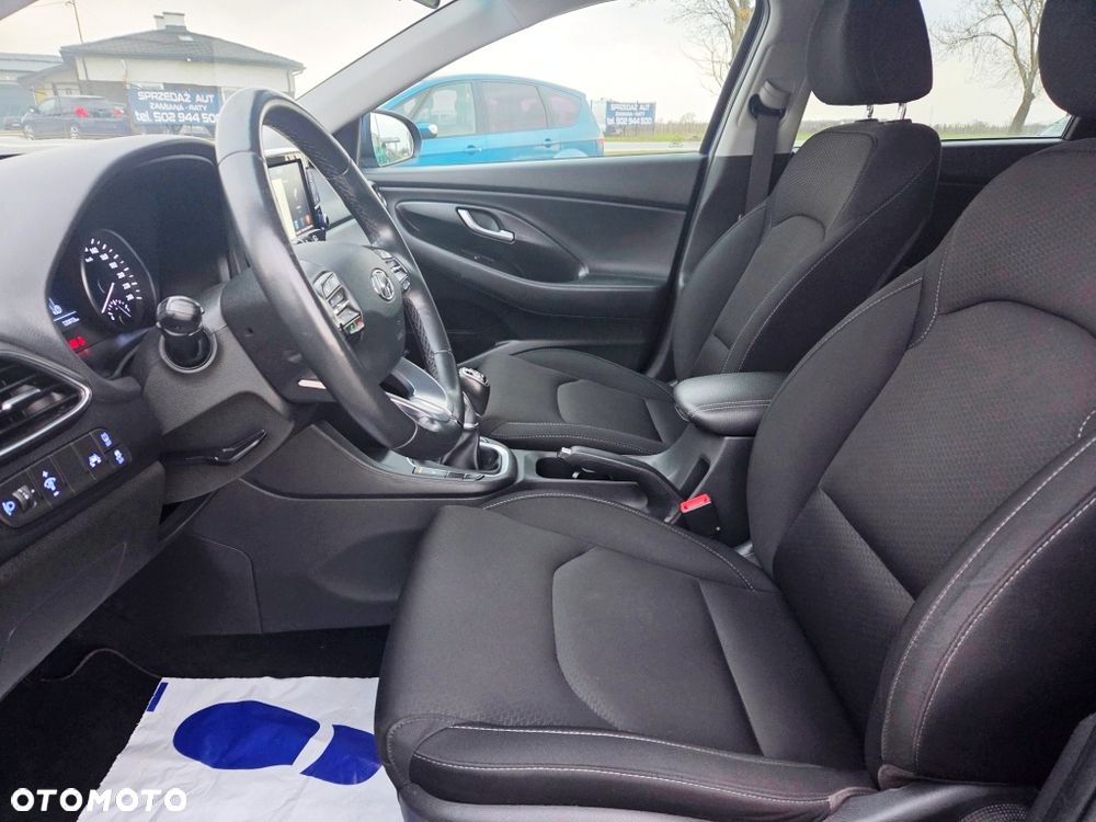 Hyundai i30 1.4 T-GDI YES!+ - 26