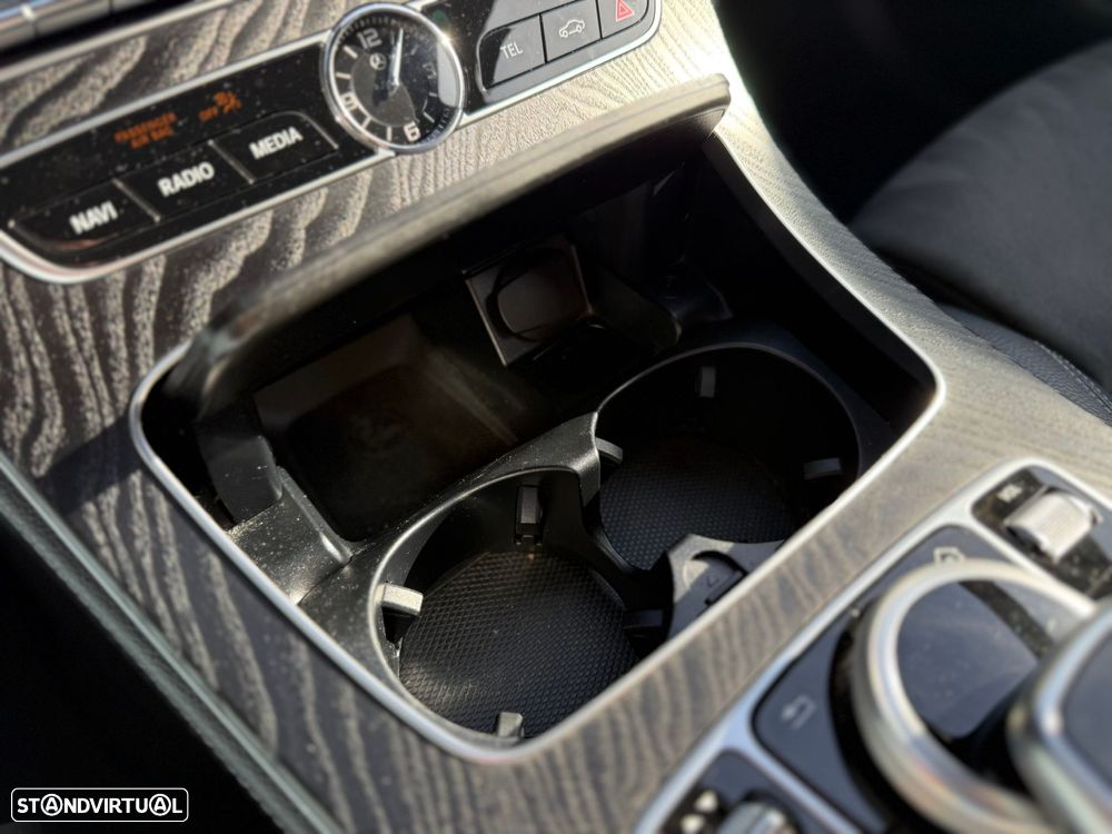 Mercedes-Benz E 300 de AMG Line - 60