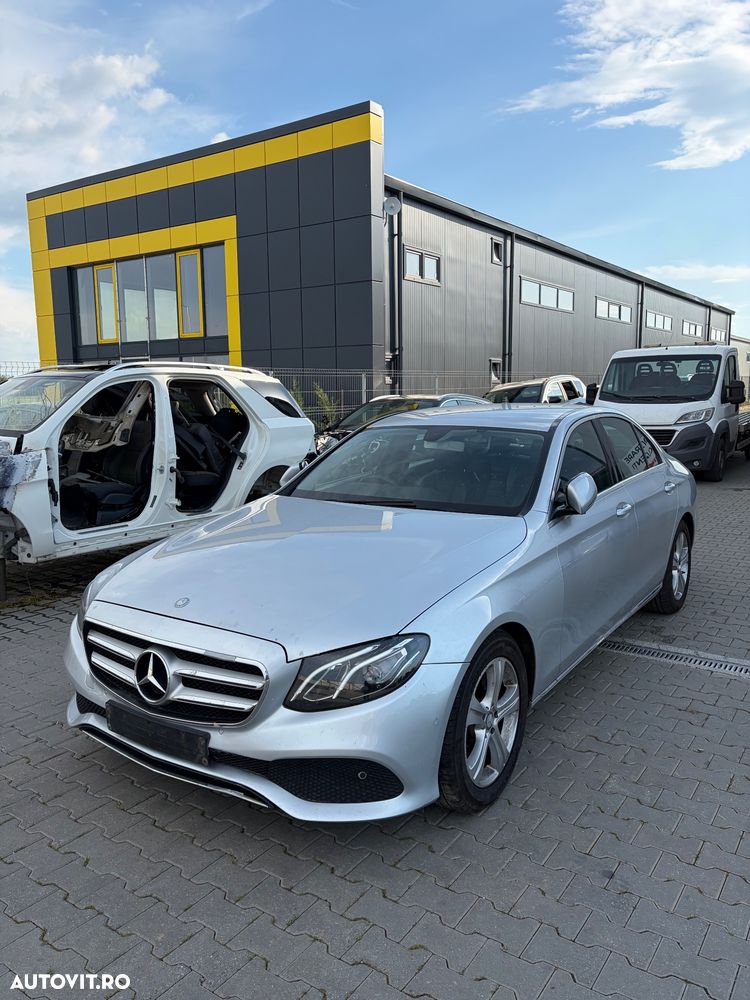 Dezmembram Mercedes Benz E class W213 2.0 diesel din 2016 - 2