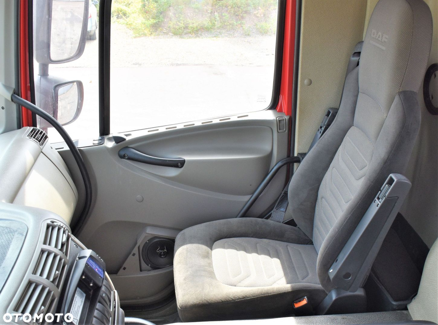 DAF CF 85.410 Skrzynia 6,80m + PK 18002-EHC+PILOT /8x4 - 10