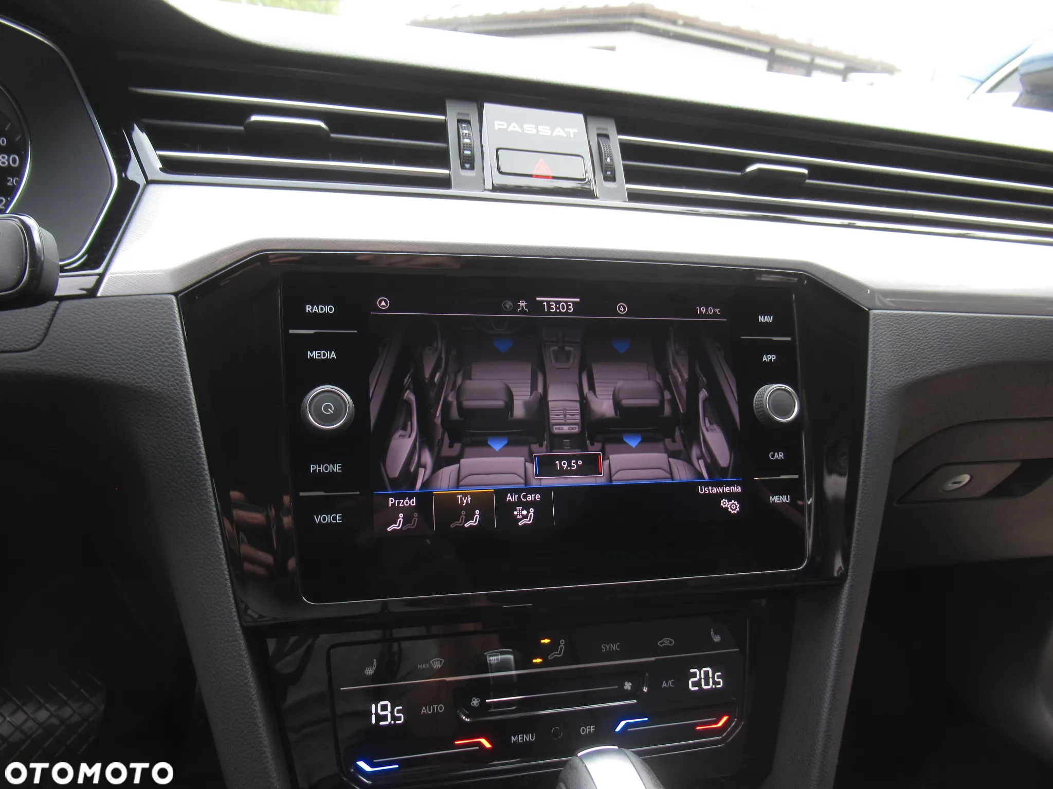 Volkswagen Passat 2.0 TSI Business DSG - 28