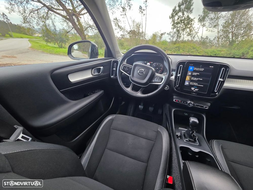 Volvo XC 40 2.0 D3 Momentum Core - 48