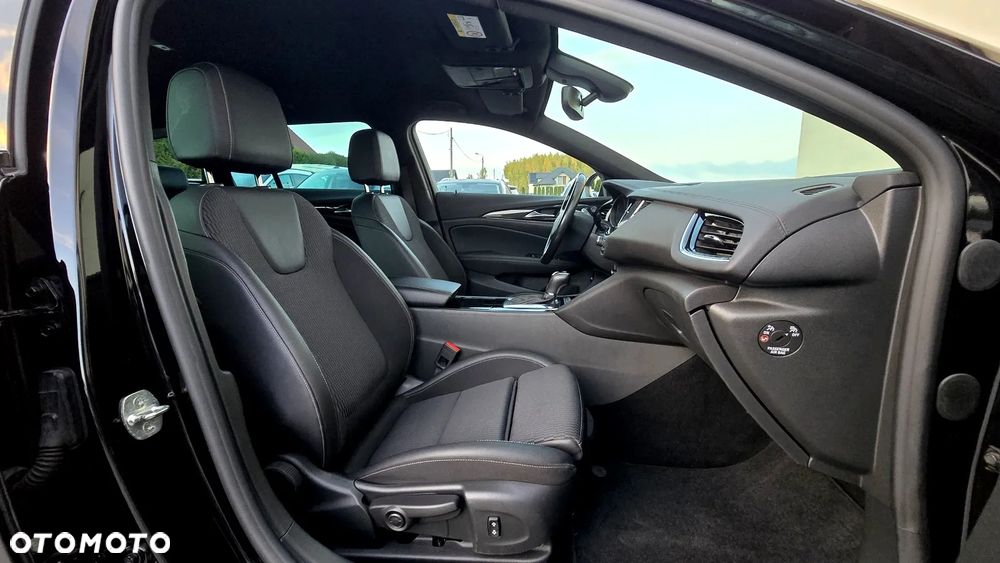 Opel Insignia 2.0 CDTI Business Elegance S&S - 27