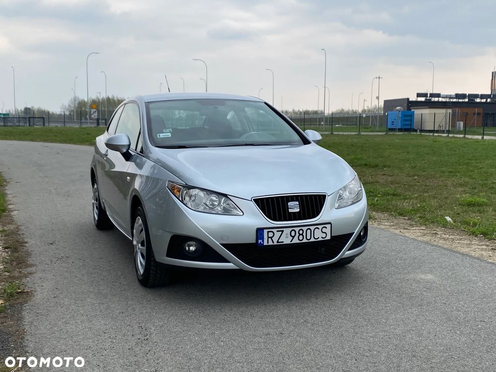 Seat Ibiza SC 1.6 16V DSG Style - 3
