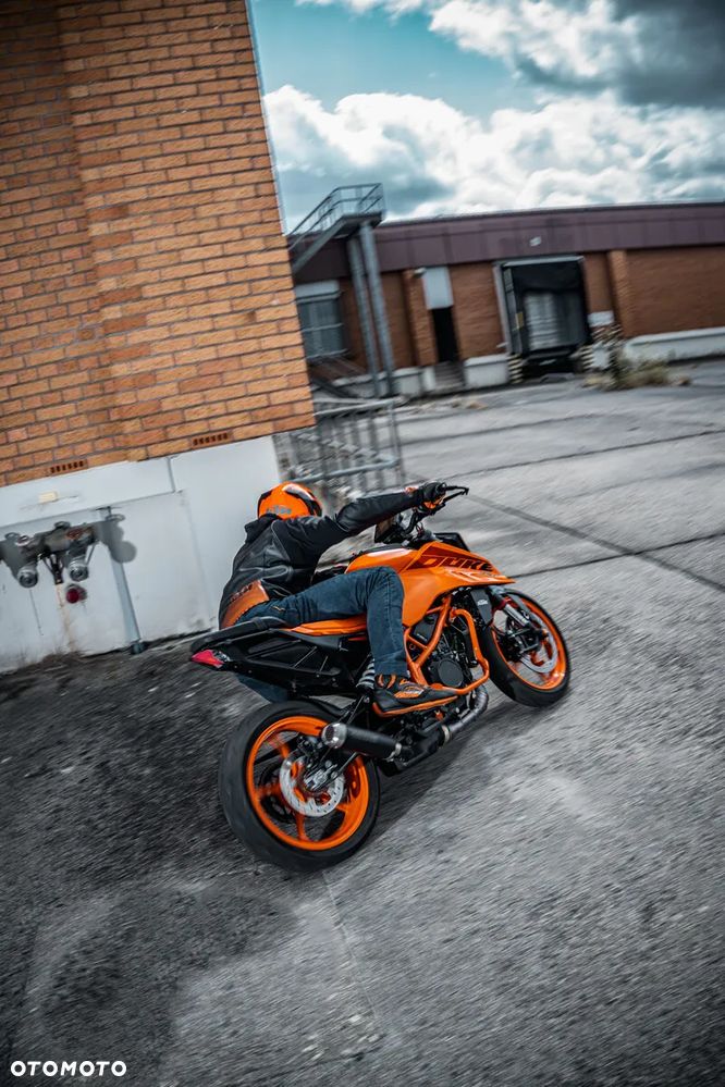 KTM Duke - 4