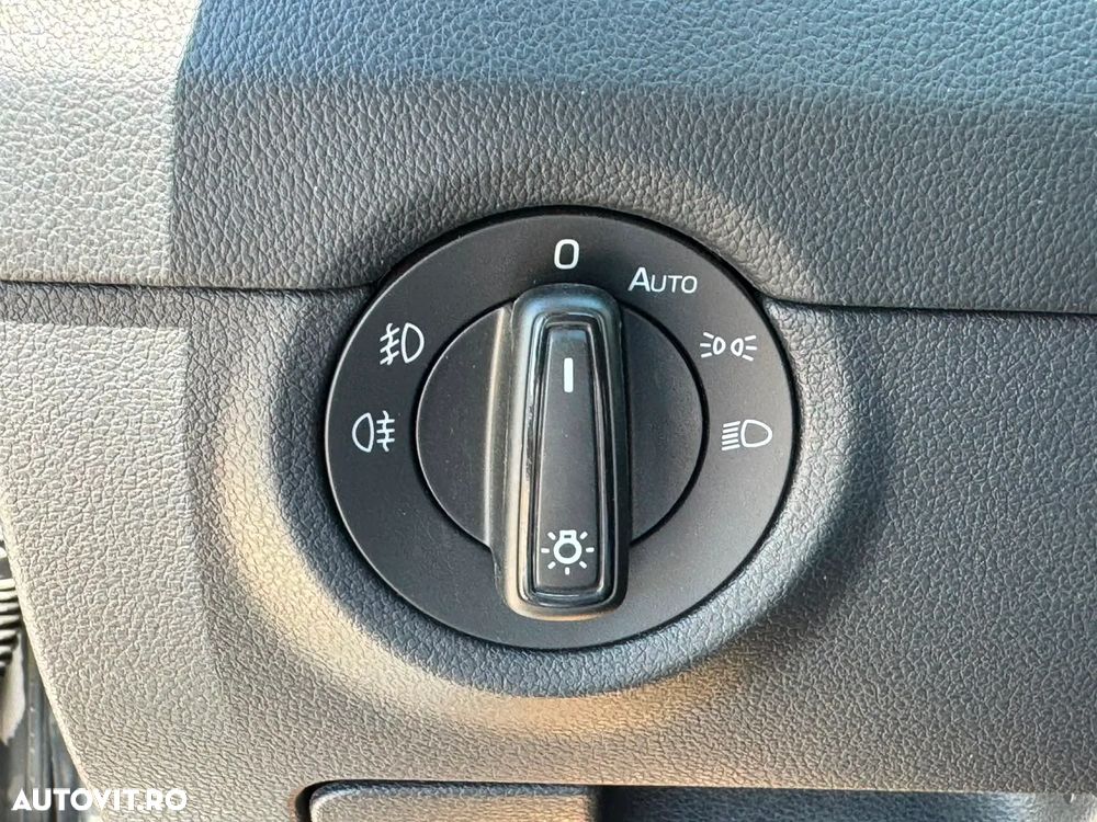 Skoda Octavia 2.0 TDI RS DSG - 17