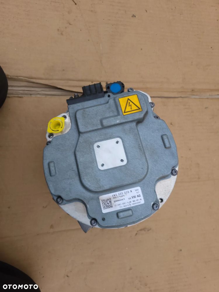 ALTERNATOR AUDI E TRON 4N0903028N USZKODZONY - 4