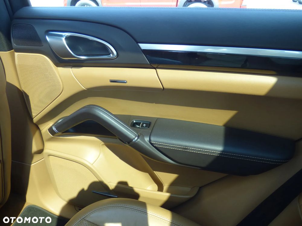 Porsche Cayenne Diesel - 28