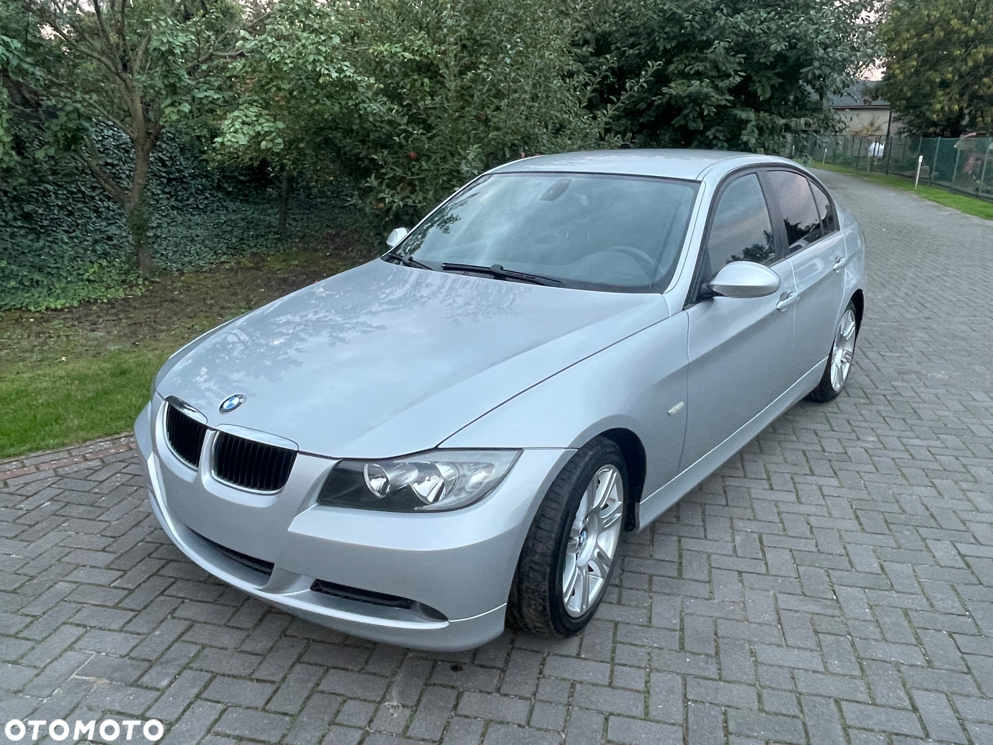 BMW Seria 3 318d - 3