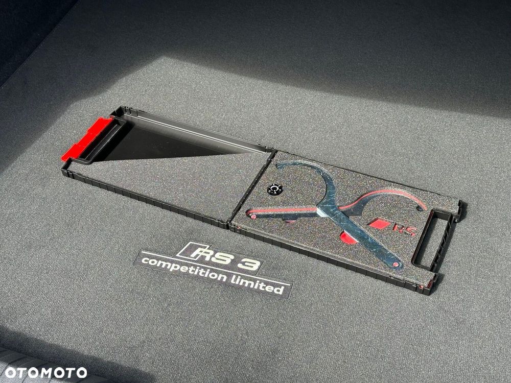 Audi RS3 Limousine - 16