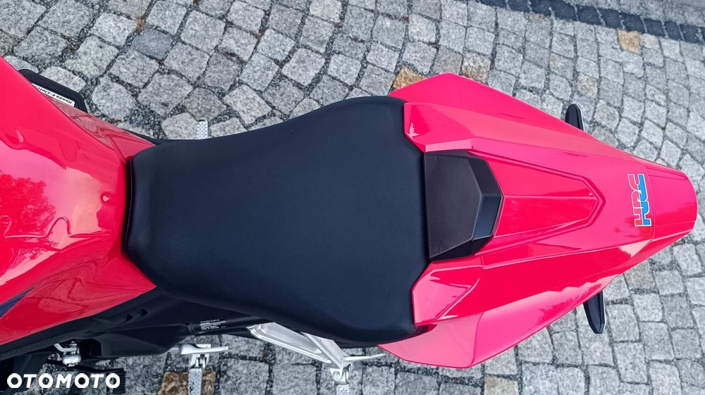 Honda CBR - 28
