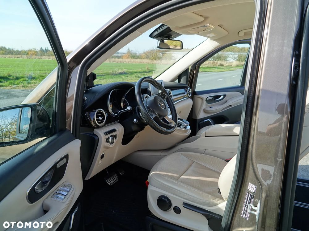 Mercedes-Benz Klasa V 250 d 4-Matic Avantgarde 7G-Tronic (d³ugi) - 16