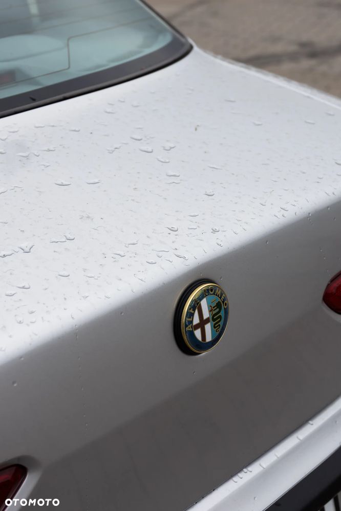 Alfa Romeo 156 2.0 TSpark 16v - 9