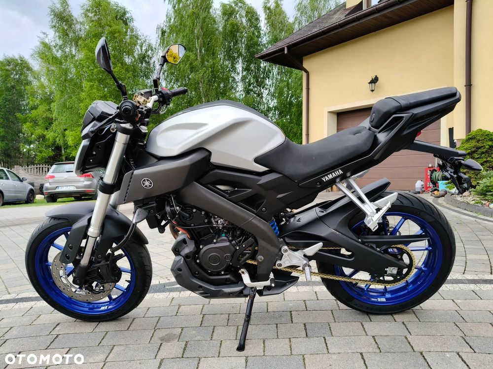 Yamaha MT - 2