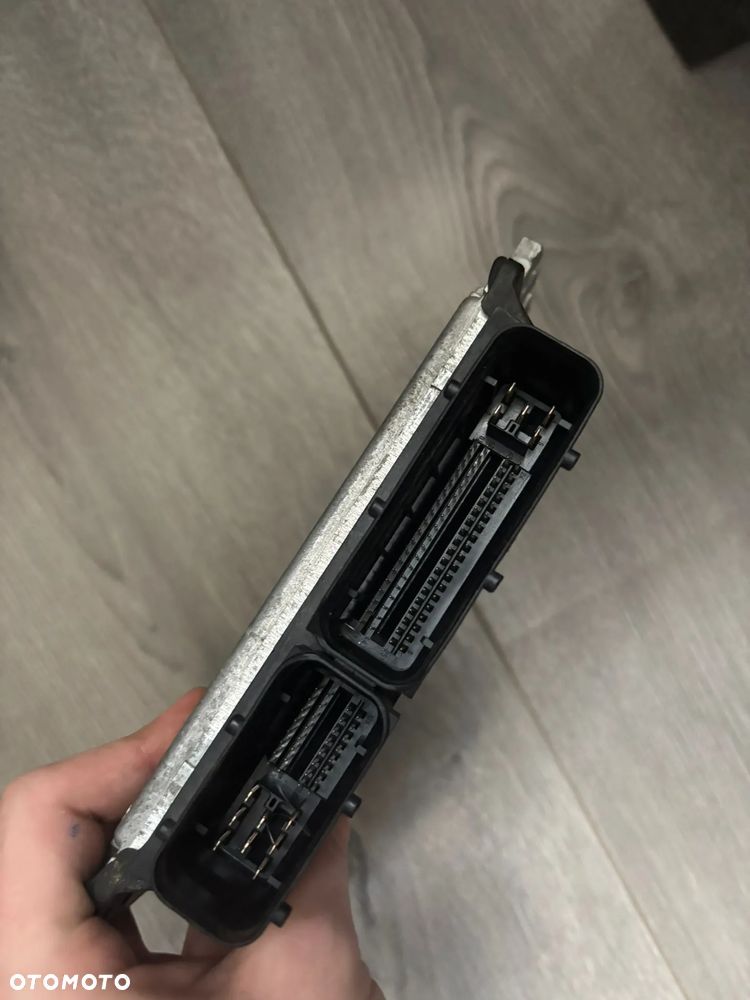 Nissan Frontier 4.0 sterownik silnika - 3