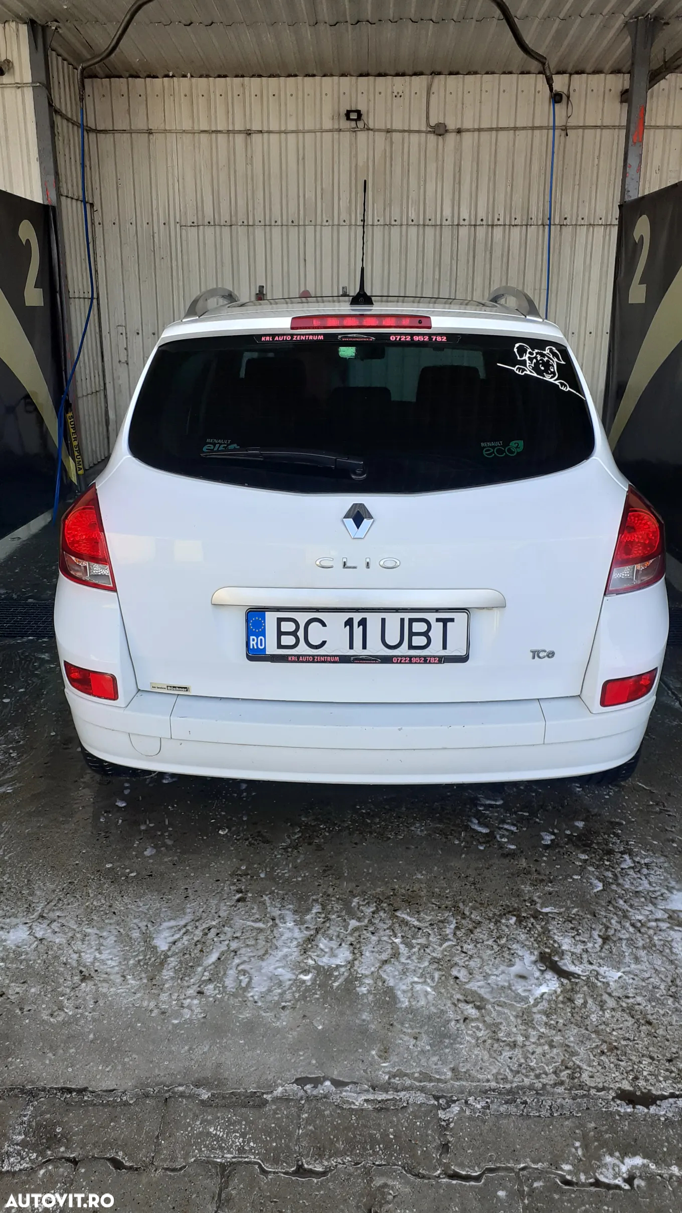 Renault Clio - 11