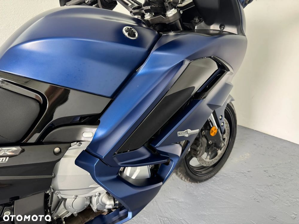 Yamaha FJR - 19