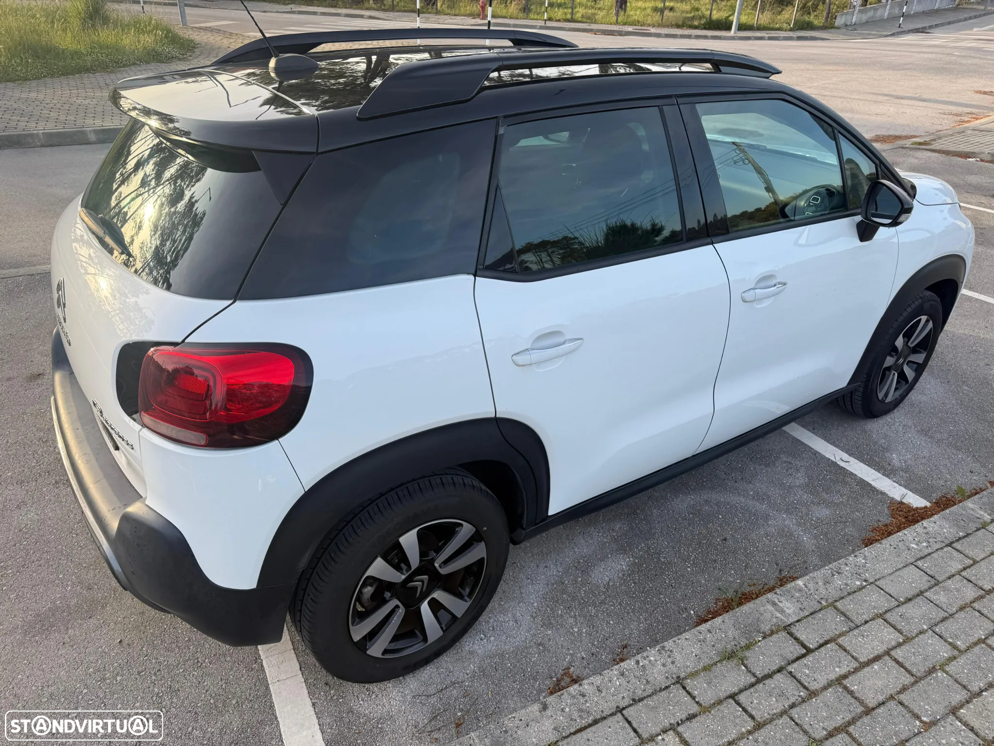 Citroën C3 Aircross 1.2 PureTech Shine EAT6 - 7
