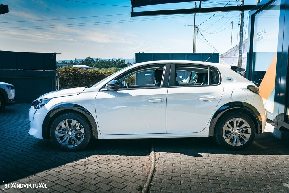 Peugeot e-208 Active - 9
