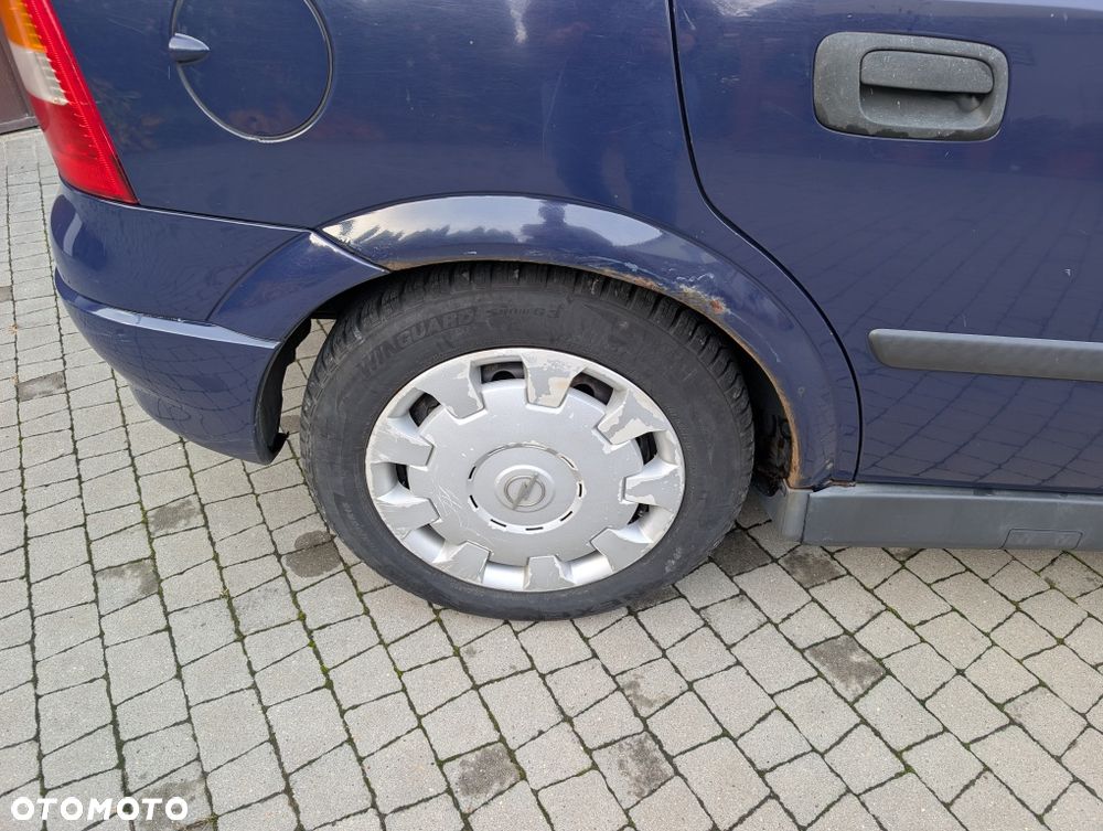 Opel Astra - 4
