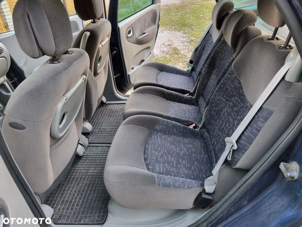 Renault Scenic - 13