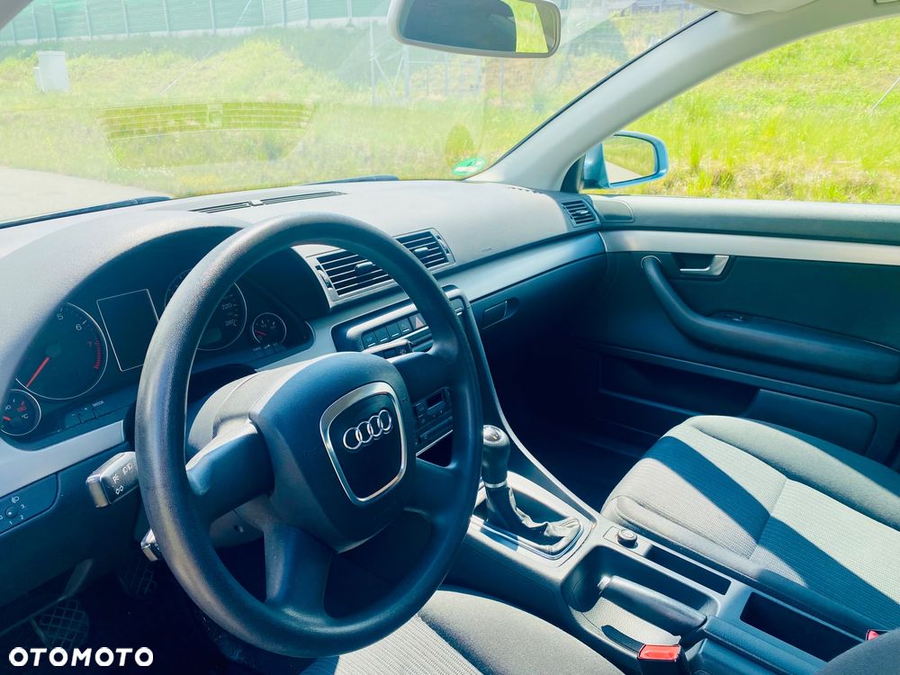 Audi A4 Limousine 2 - 25