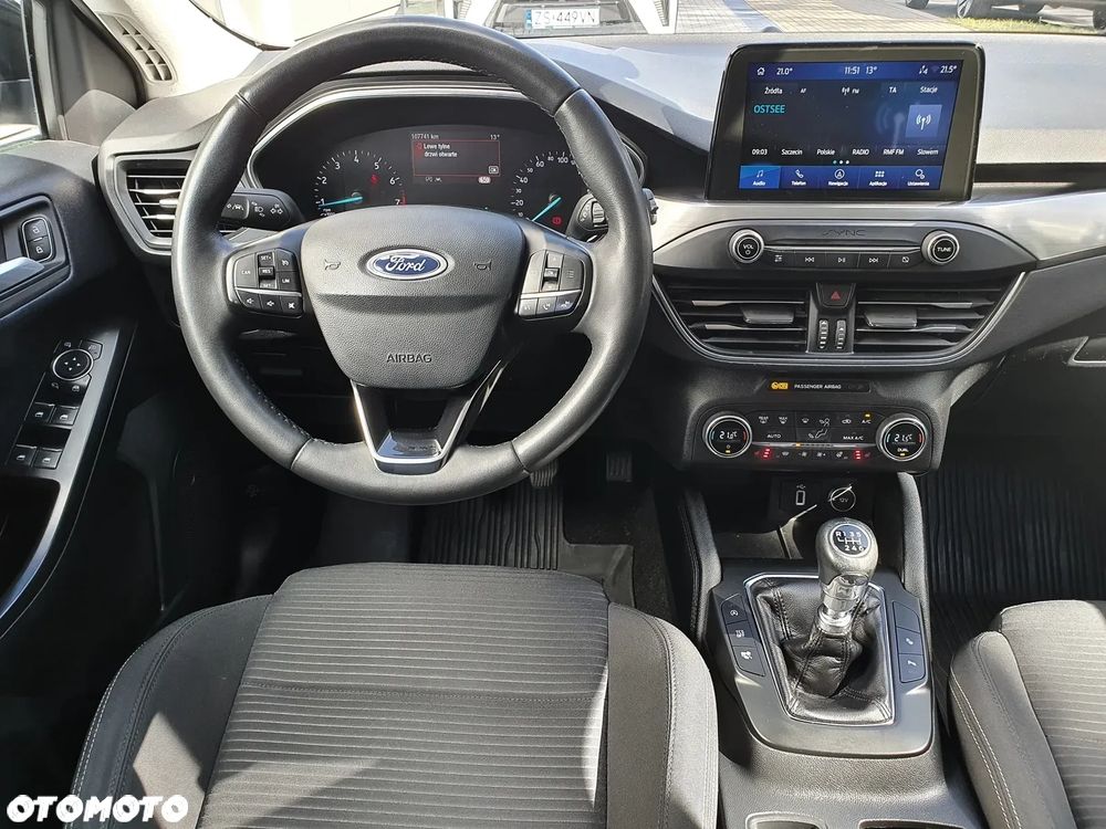 Ford Focus SW 1.5 EcoBoost Titanium - 10