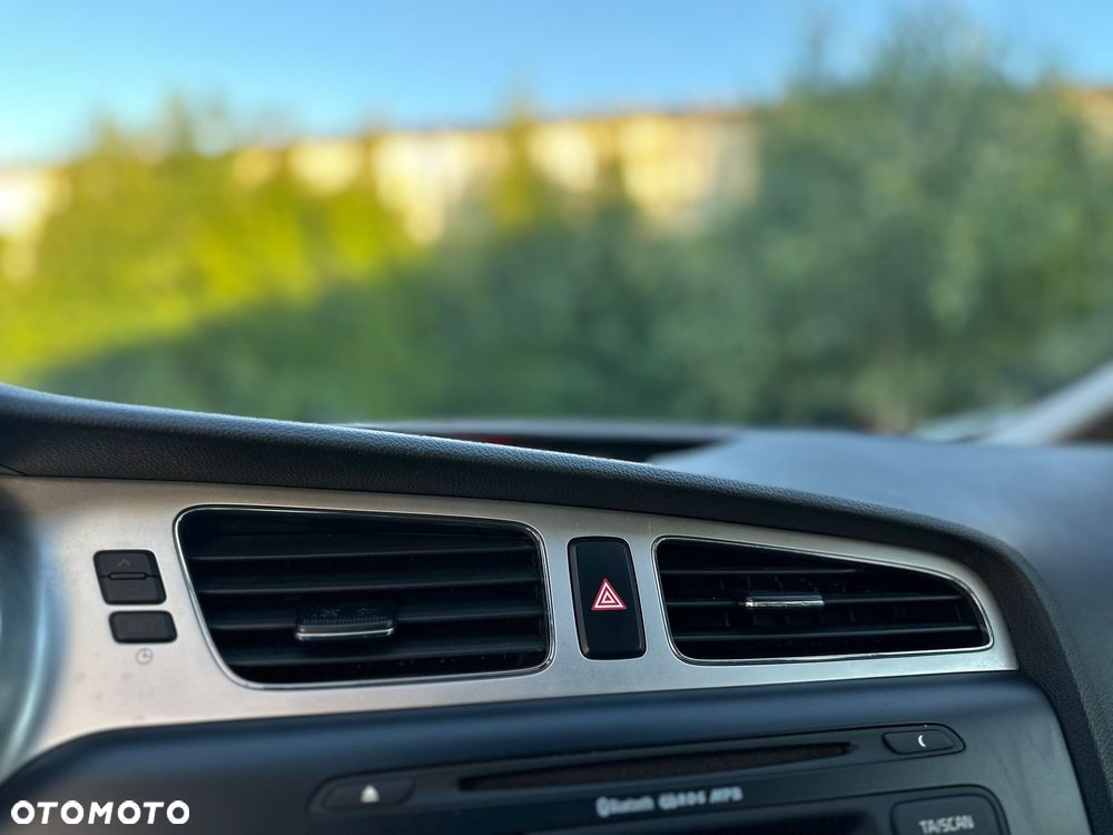 Kia Ceed Cee'd 1.4 L - 21